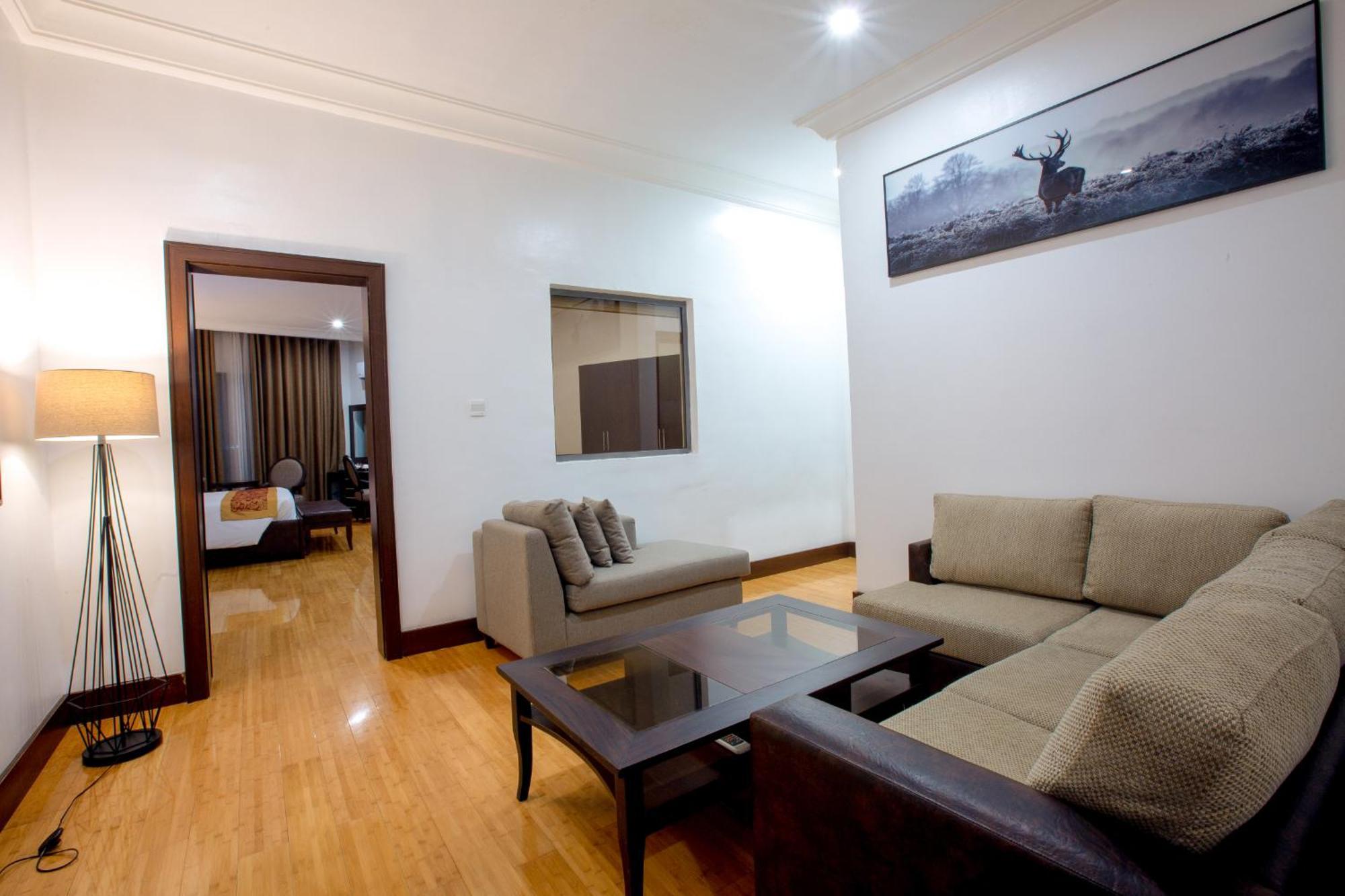 Johnwood Hotel By Bolton Abuja Esterno foto