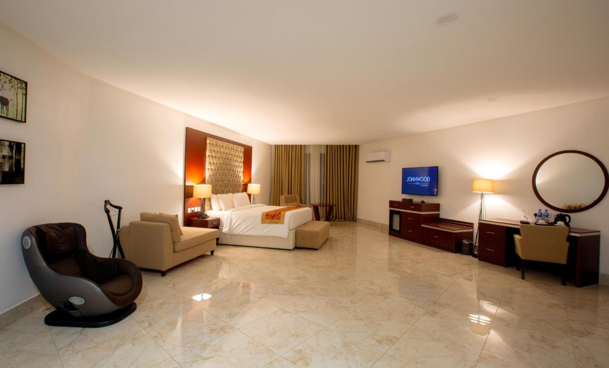 Johnwood Hotel By Bolton Abuja Esterno foto
